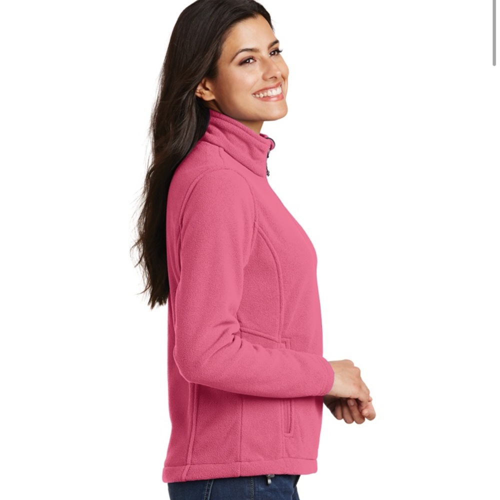 L217 - Picture 3 of 8